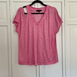 🚨 SALE ‼️ Sanctuary pink vneck t shirt size medium